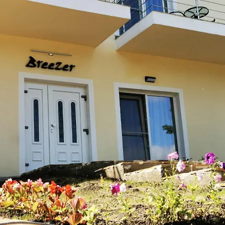 منزل للإقامة Vila Breezer *