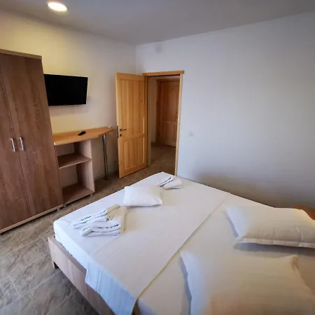Vila Breezer 홈스테이