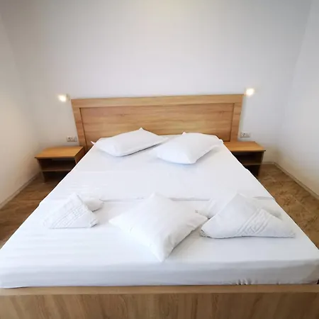 홈스테이 Vila Breezer *