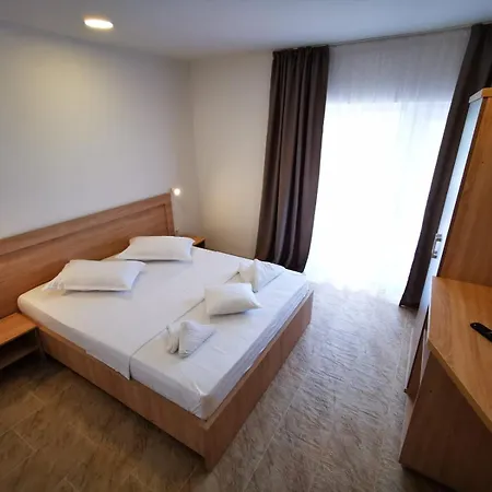 Vila Breezer 홈스테이 *