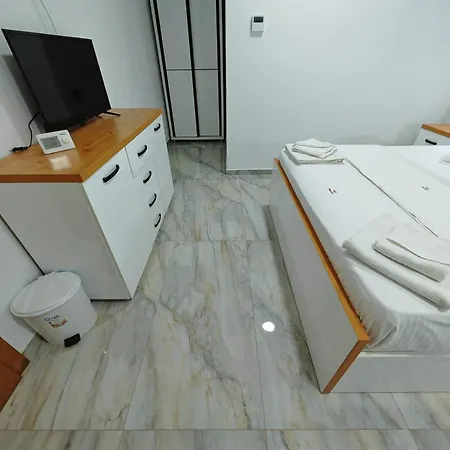 Vila Breezer * 데포리노드